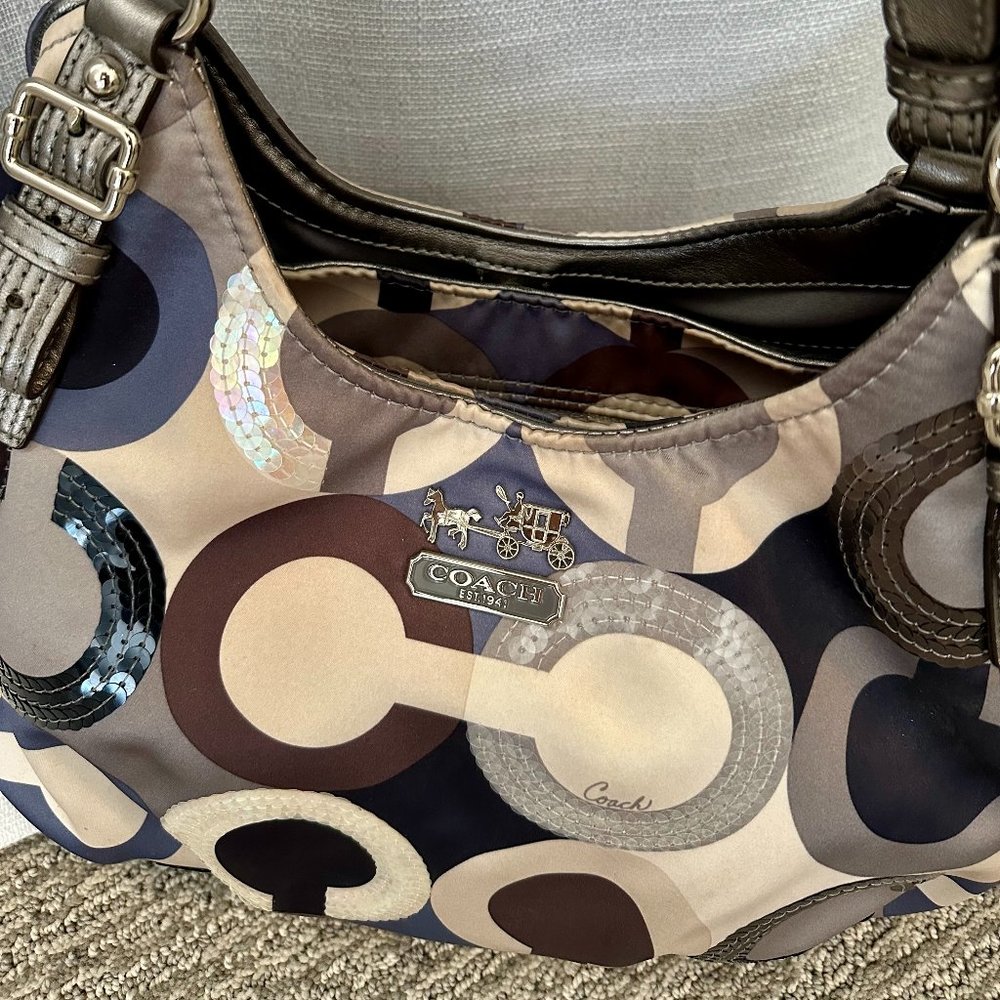 Coach Bag - Picture 2 of 2